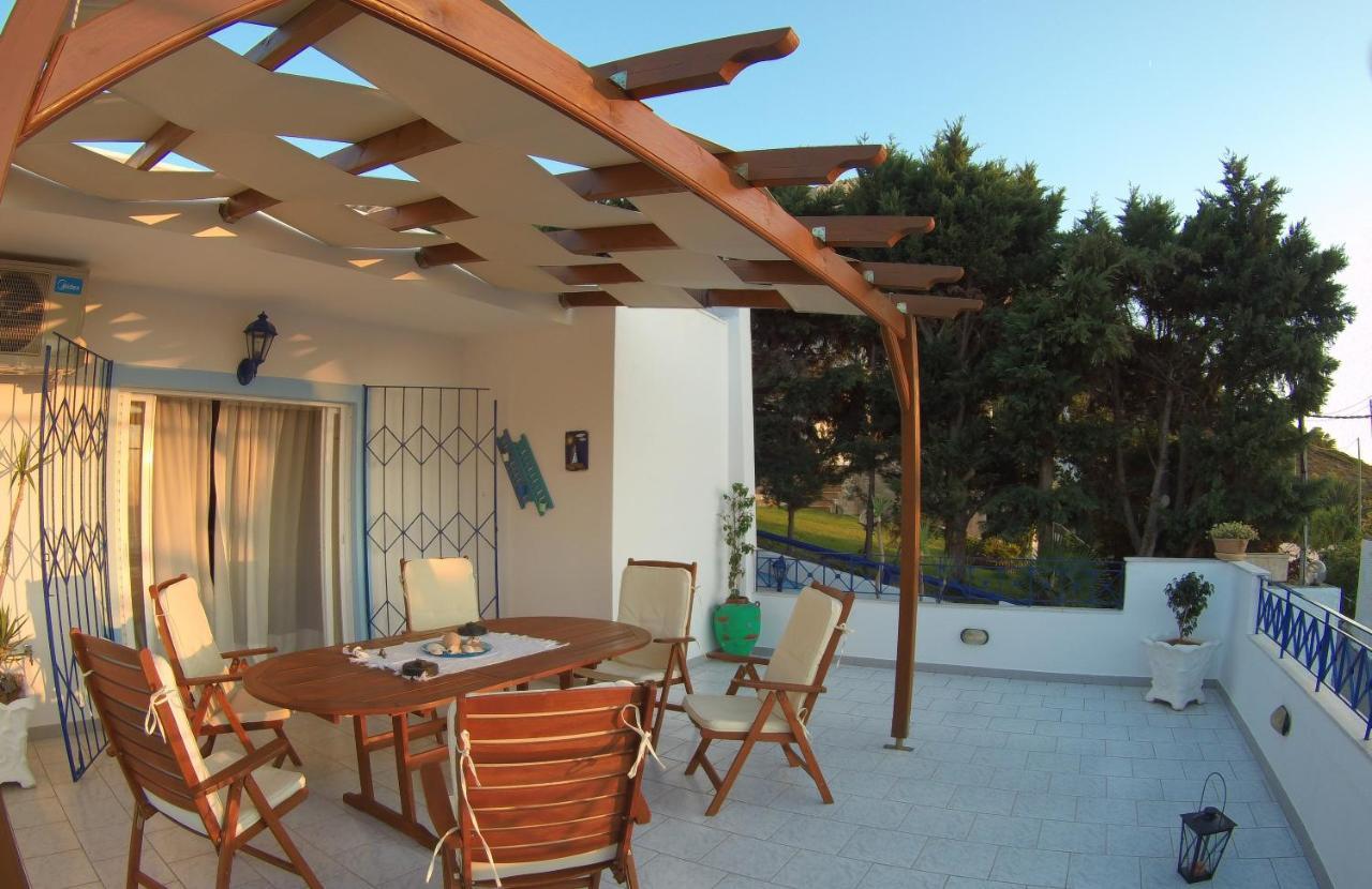 Blue & White Maisonette Over The Sea Near Sounio Kap Kap Sounion Exterior foto